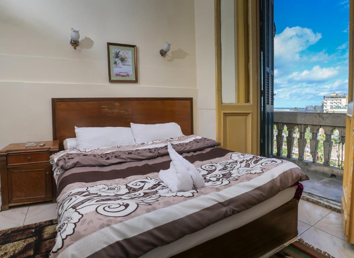 Acropole Hotel Александрия Екстериор снимка