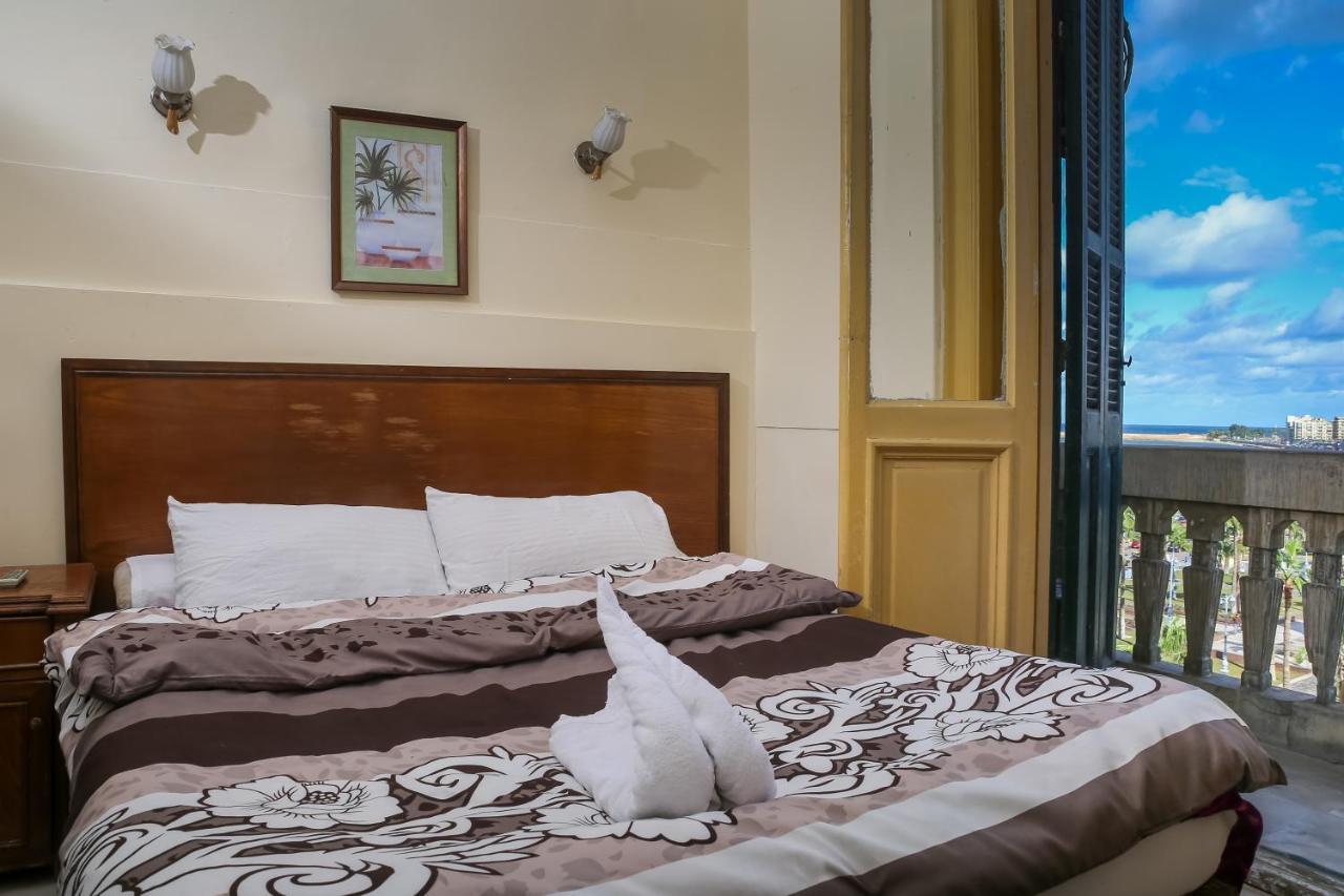 Acropole Hotel Александрия Екстериор снимка